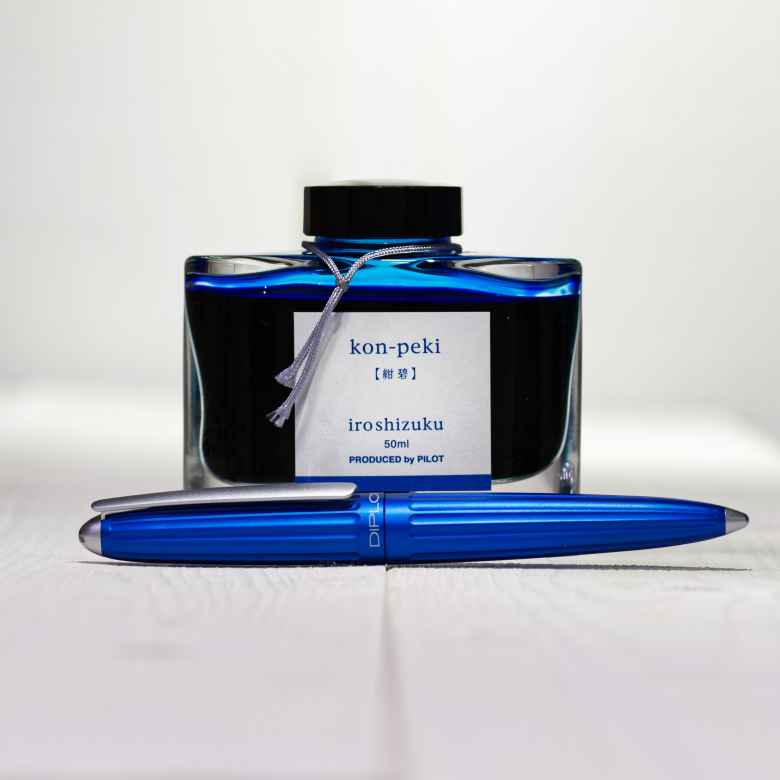 Blue Diplomat Aero (Extra Fine) filled with Pilot Iroshizuku Kon-peki