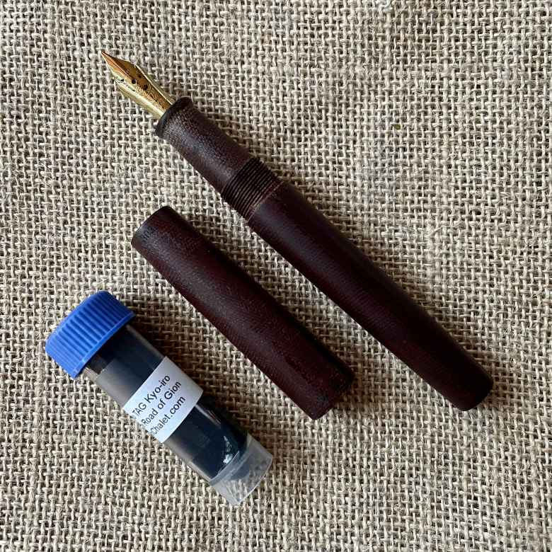  TWSBI Micarta (0.5mm CI) filled with Kyo-iro #01 Gion's Cobblestones