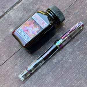 Iris TWSBI Diamond 580 (Extra Fine) filled with Noodler's Ottoman Rose